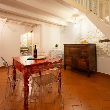 Keys Of Italy - Laura 34 - Monolocale Soppalcato E Silenzioso * 佛罗伦萨